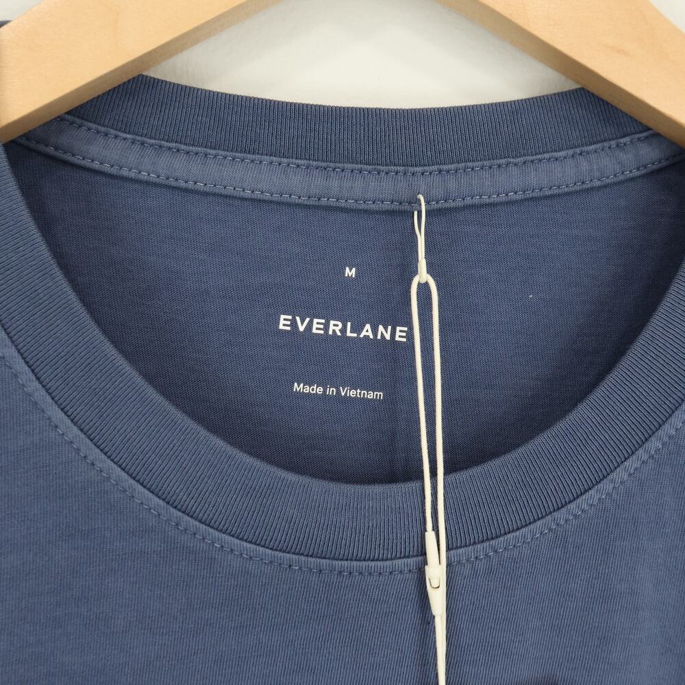 Everlane The Essential Organic Garment Dyed Crew Navy Size Medium NWT - Picture 4 of 8